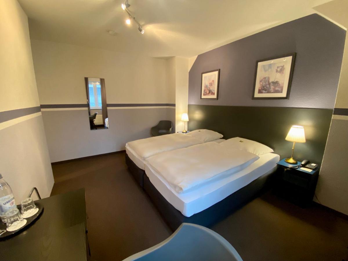 Hotel Kaiserswerth Düsseldorf Esterno foto